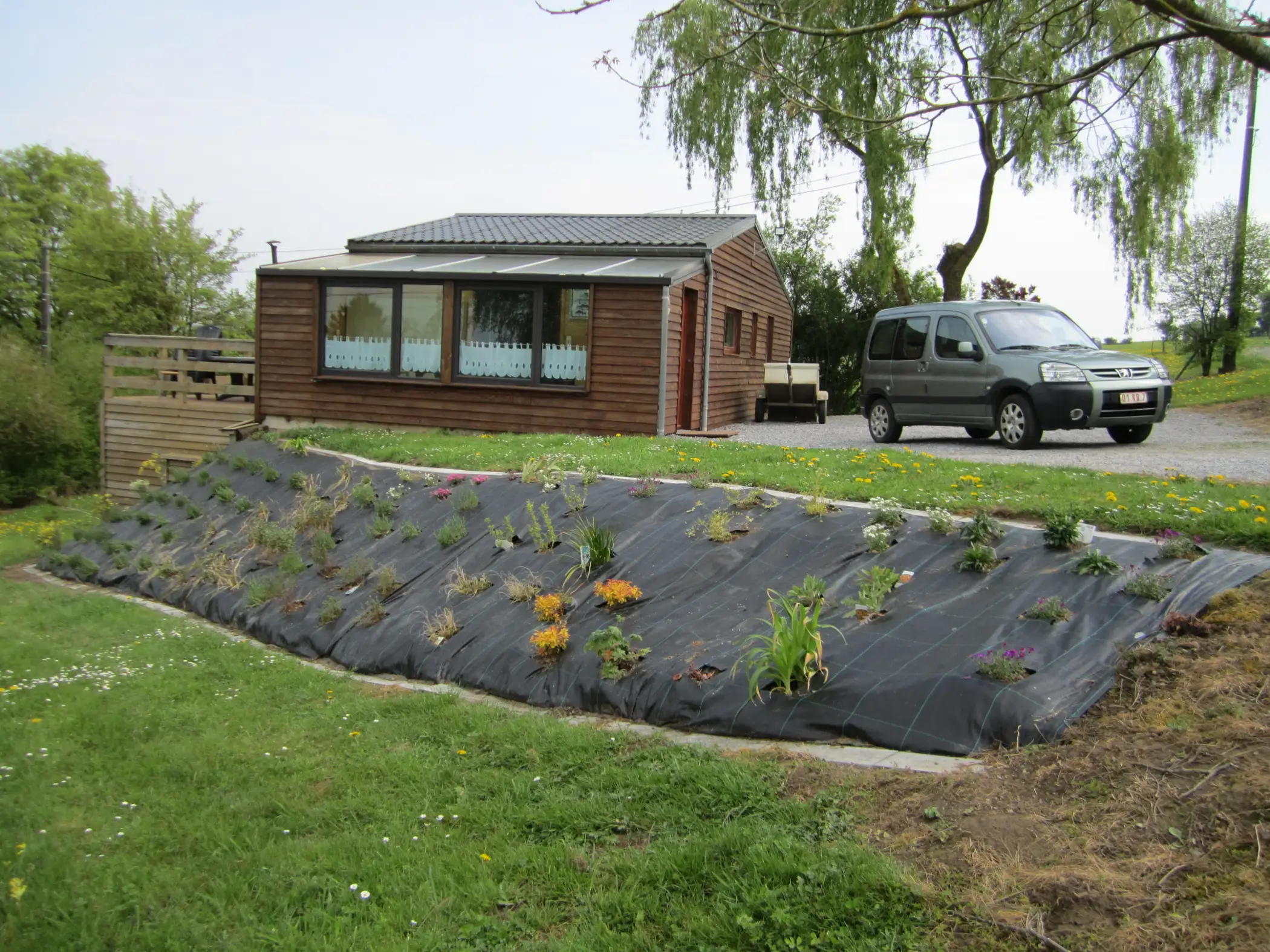 Cottage for 6 people in Chimay Chalet de l’Etang du Marteau